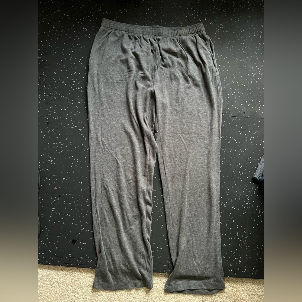 Tommy Bahama Grey Pajama Pants - lightweight and breathable #joggers